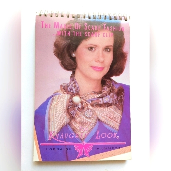Vintage* The Magic of Scarf Fashion with the Scarf Clip: The Knaughty Look - Picture 1 of 9